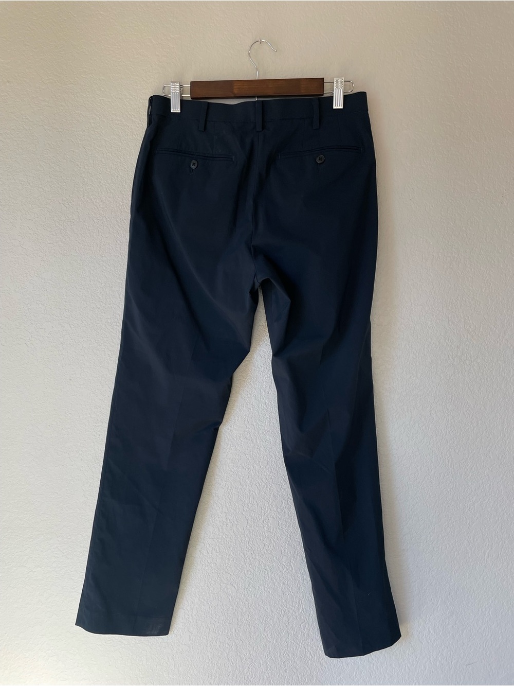 Uniqlo Women’s Navy Performance Trousers Straight Leg Lightweight Pants 10 - Picture 3 of 8